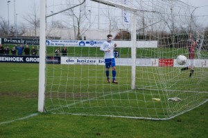 FC Rijnvogels is op 0-1 gekomen bij BVCB door Pieter van den Breggen