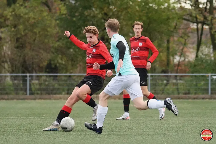 EMM’21 speelt niet best, maar wint wel van Nieuwkoop (1-0)