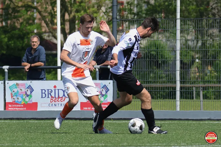 Football Factory en Hazerswoudse Boys openen het bal