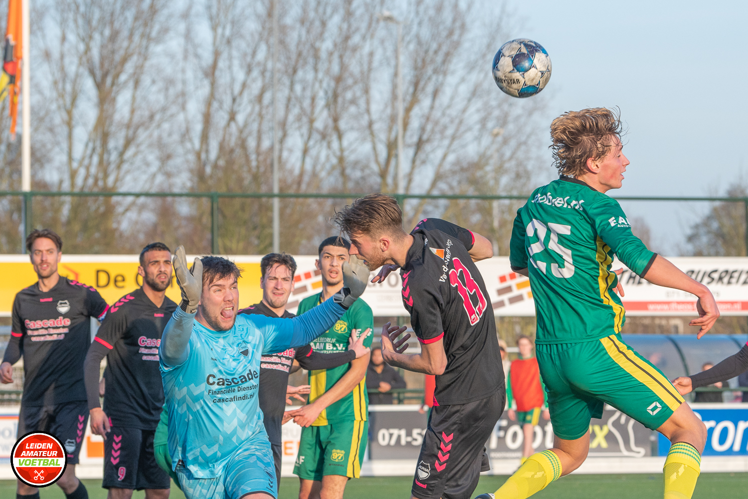 Tweede klasse: extreme druk bij Foreholte en Voorschoten’97